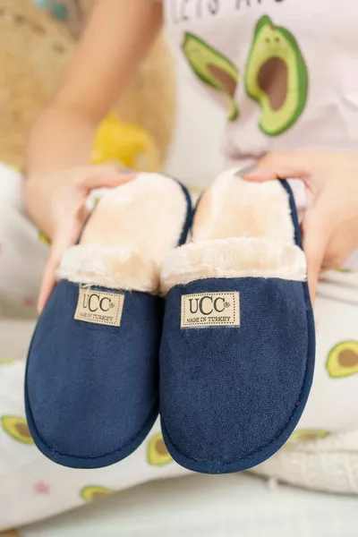 شباشب منزل من الصوف للجنسين