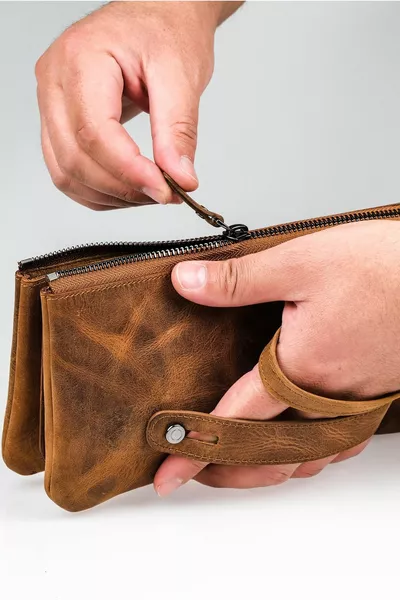 Унисекс чанта от % кожа - Подарък за мъже и жени - Чанта от естествена телешка кожа - кафява/кафява