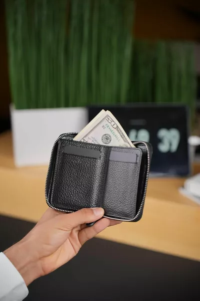 Petty Zipper Portafoglio Nero