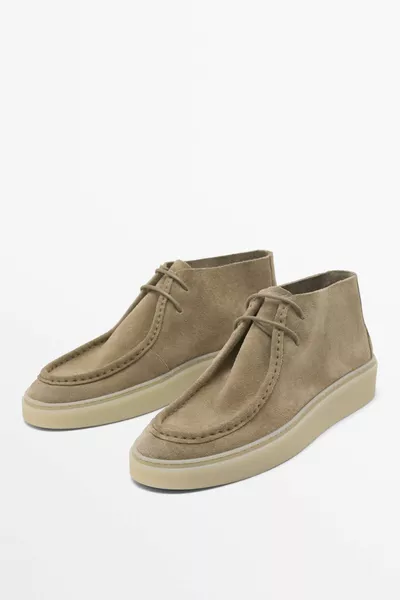 حذاء كاحل مخيط بمقدمة القدم