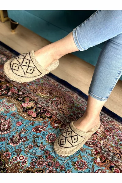 ТАПОЧКИ ИЗ НАТУРАЛЬНОГО ВОЙЛОКА