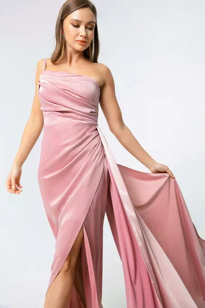 المرأة مسحوق واحد الكتف الساتان مساء اللباس والتخرج اللباس