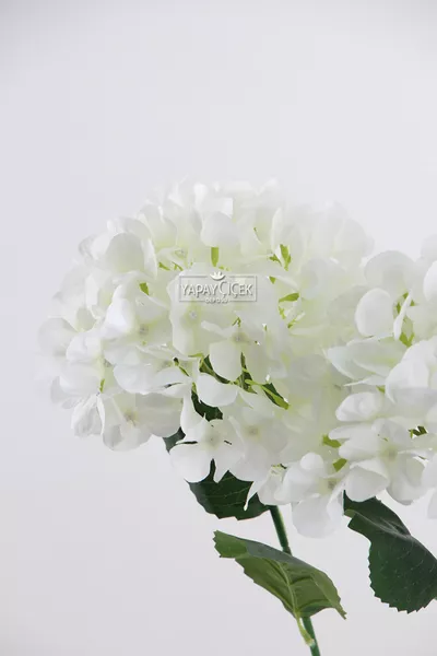 Изкуствено голямо цвете Ортранжово клонче  см бяло