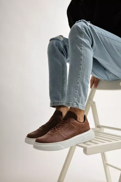 حذاء رياضي رجالي تان