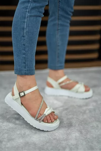 Женские белые босоножки с высокой подошвой Stone Casual 