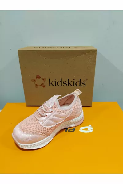 HET MEISJE VAN DE BABY PANDUF SPORT