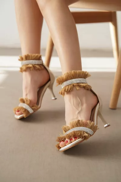 جيما بيج ساتان شرابات وكعب حجري