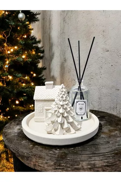 4-Piece Set Pine Tree Figurine + Decorative House + Fresh Room Scent + Round Tray