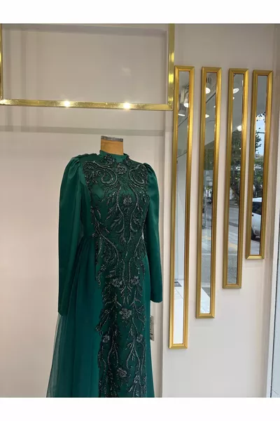 ДАНТЕЛЕНИ ВЕЧЕРНИ РОКЛИ