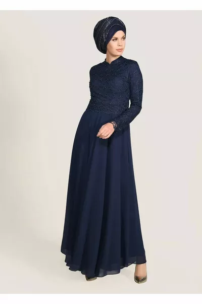 المرأة الأزرق الداكن جبر مساء اللباس 