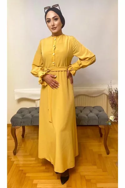 Robe à boutons en perles à volants à manches