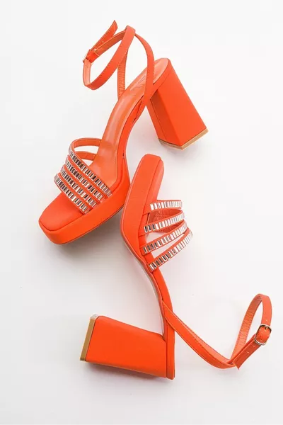 نوفي أورانج كعب نسائي