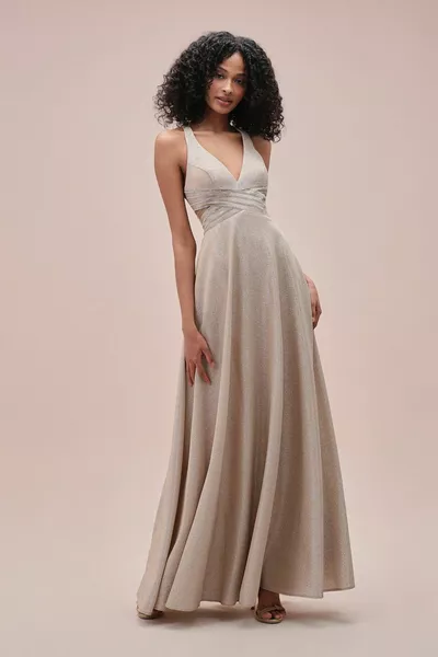 Метален оглавник врата обратно ниско изрязани дълга вечерна рокля