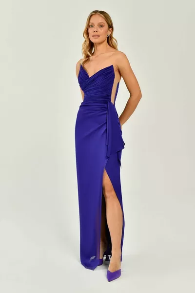 Без презрамки страна цепка дълга вечерна рокля