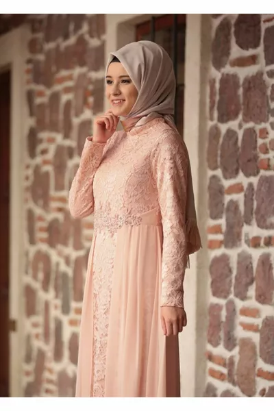 Richterkragen Guipure Abendkleid 