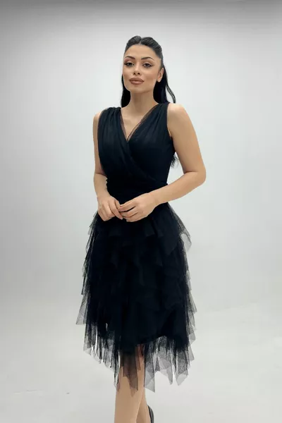 Вечерна рокля от тюл - ЧЕРНА