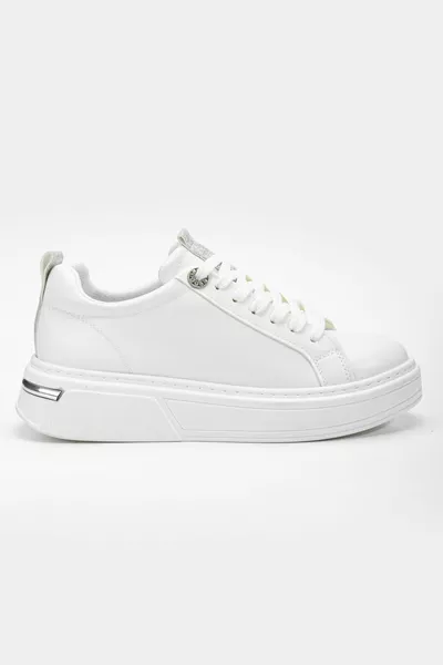 سنيكرز كونكون للسيدات