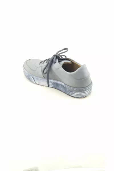 SCARPE SPORTIVE IN VERA PELLE, STRINGATE, GRIGIE