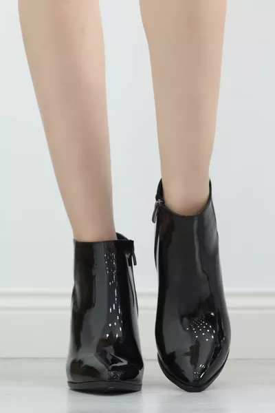 Bottes à talons 7 cm en cuir verni noir - ..