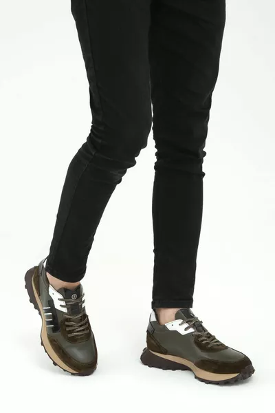 أحذية رياضية وأحذية رياضية من الجلد الطبيعي للرجال   Erk Ayk /