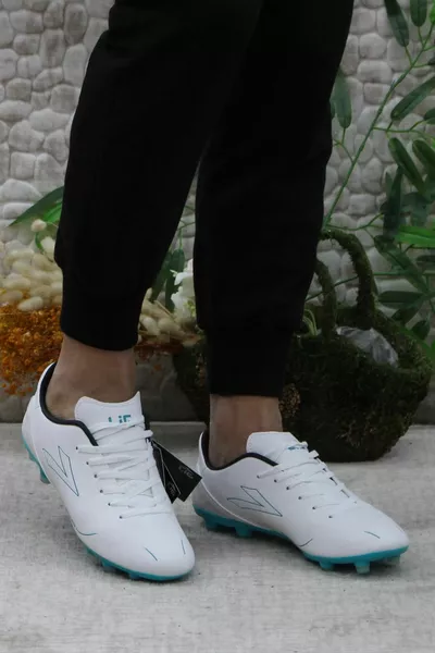 Mergen Pro Krp أبيض المنتج الأصلي العشب الميدان Astroturf أحذية كرة القدم