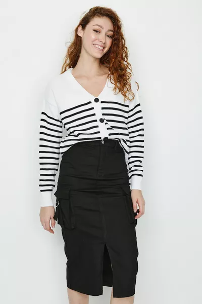 Women's Black Cargo Pocket Slit Midi Skirt