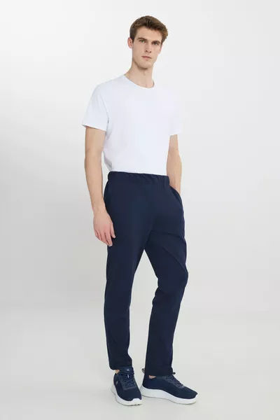 Herren Nachtwäschehose aus dunkelblauer Baumwolle, Standard Passform, normale Schnitt, elastischer Bund, mit Taschen