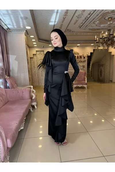 سوان أسود مساء اللباس