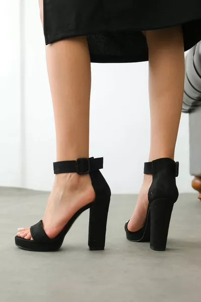 Women's Margaret Suede Heels Black - Black