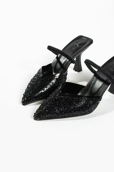 كعب مفتوح من الخلف بتفاصيل لؤلؤة غيل