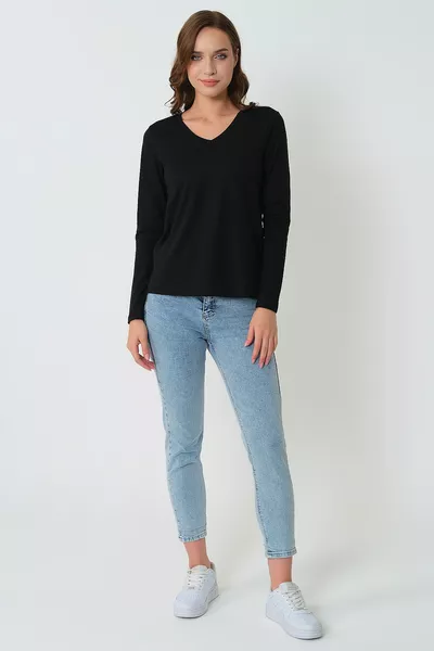 Женская базовая трикотажная блузка с длинными рукавами и V-образным вырезом из хлопка - черная