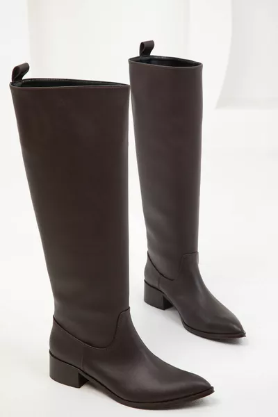 أحذية القهوة النسائية 