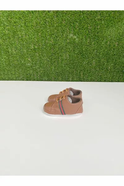 Scarpe stringate marrone per bambino ragazzo