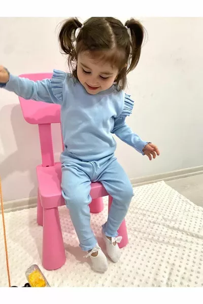 Комплект из ткани кашкорсе с рюшами на плечах, верх и низ, верхняя одежда