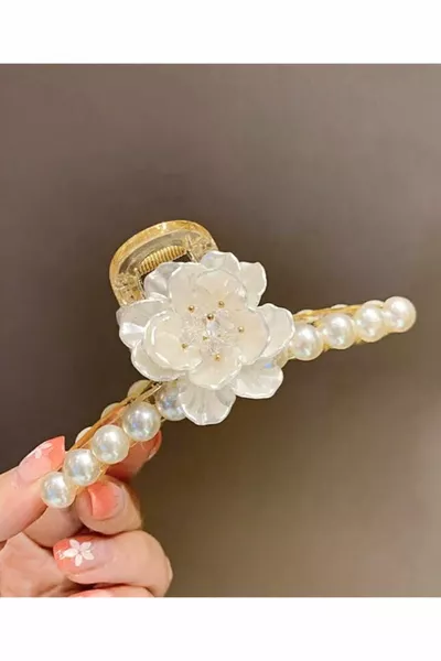 Fermoir perle rose blanche