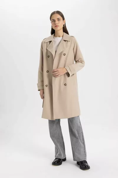 Trench impermeabile con cintura Regular Fit sp