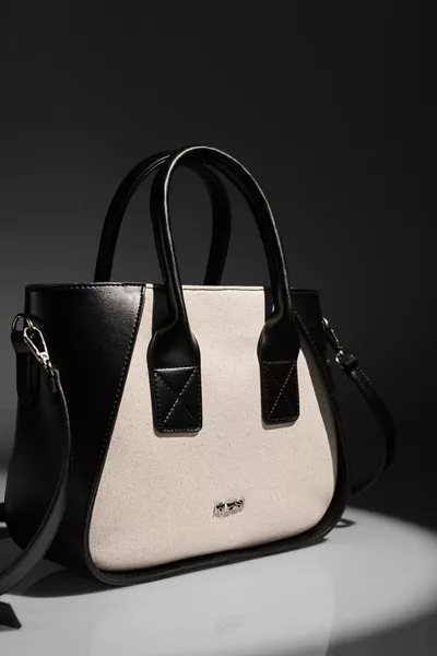 Sac à main et bandoulière doublé en lin noir