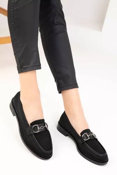 حذاء كاجوال نسائي أسود 