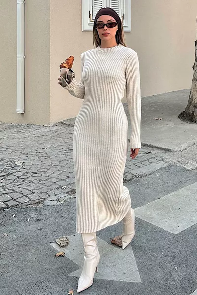 Abito Midi Donna Beige Bria con Collo a Giro e Maglione Spesso