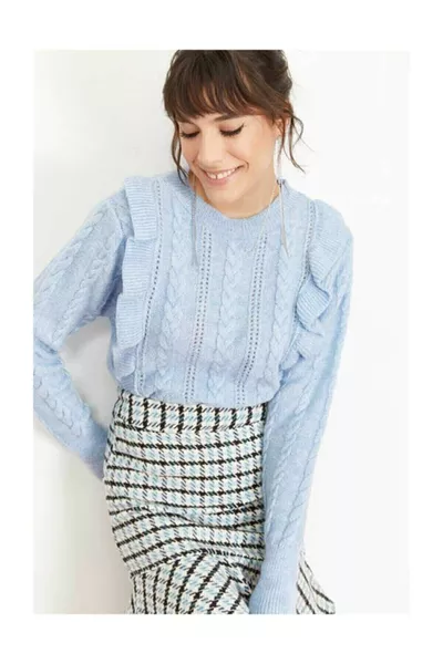 Дамски син ажурен пуловер с къдри
