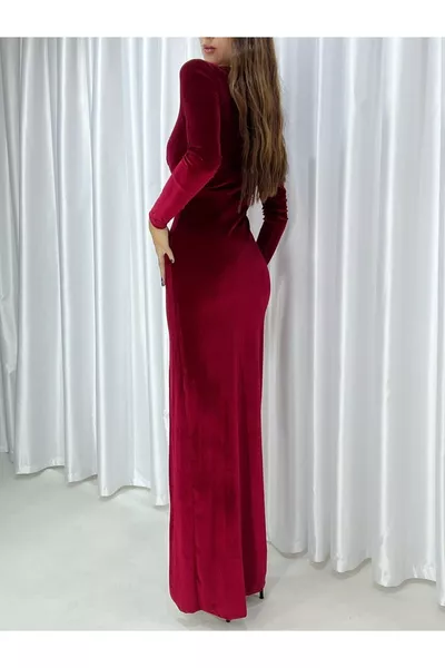 فستان سهرة نسائي من المخمل الأحمر مع شق