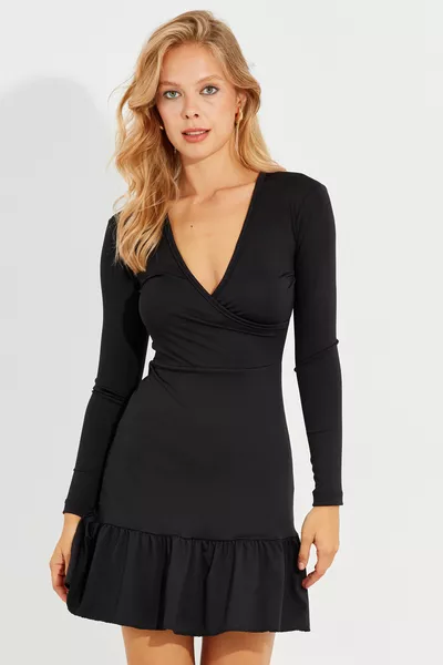 Abito Mini Donna Nera con Gonna a Volant e Chiusura Incrociata 