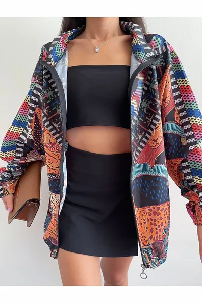 معطف واقٍ من المطر كبير الحجم بنقشة وسحّاب