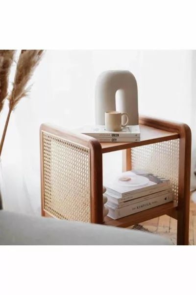 خزانة جانبية خشبية بحجرة