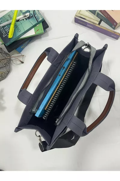 حقيبة كتف وحمل للنساء بلون رمادي من قماش الكانفاس، قطعتان، مع جيب أمامي مطبوع