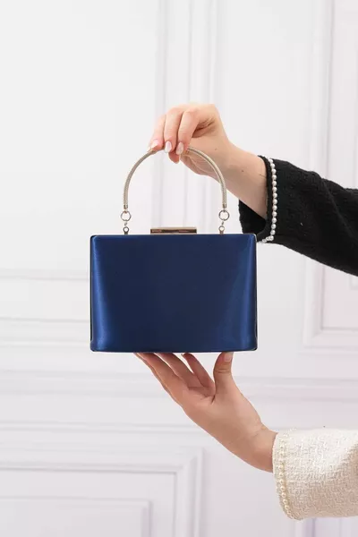 حقيبة كلاتش جلد ساتان كحلي نسائية