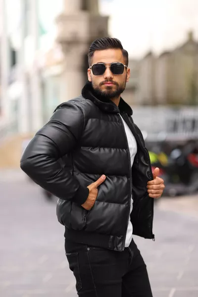 جاكيت رجالي من الجلد المنفوخ للموسم الجديد