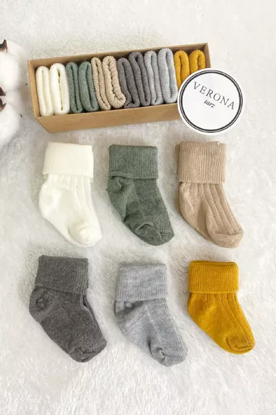 مجموعة جوارب فاخرة للأطفال (ذكور وإناث) 6 قطع مع صندوق هدية