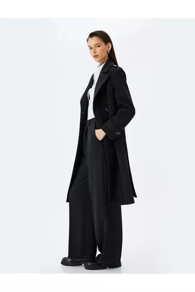 Manteau croisé long en cachemire avec ceinture et poches