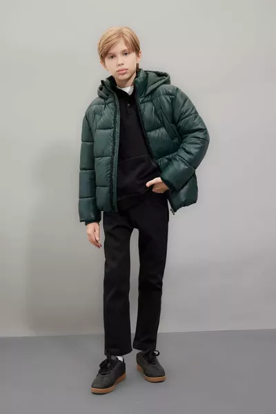 Boys' Waterproof Hooded Puffer Jacket with Zipper and Pockets WN